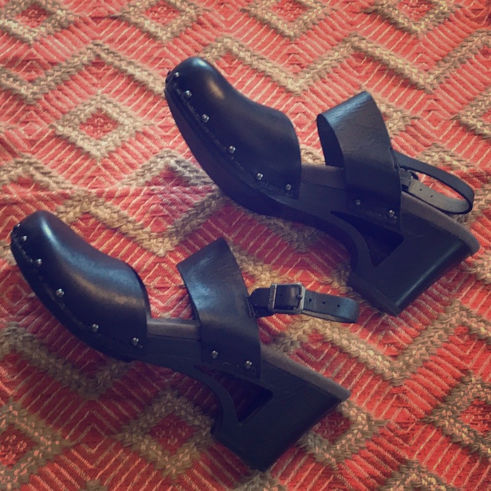 Dansko Black Clogs Size 40